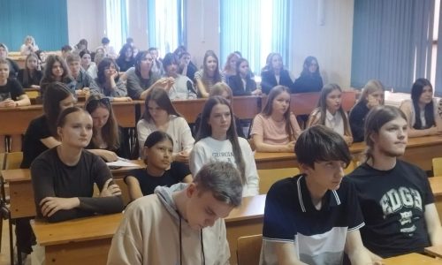 Об опасности взрывоопасных предметов на улице