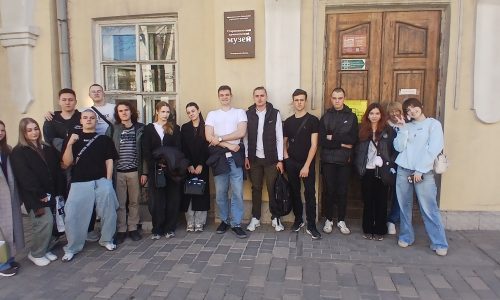 Музейный урок «Весь мир – театр»