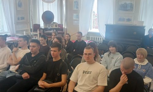 Музейный урок «Весь мир – театр»